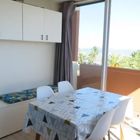 Appartamento T2 30m² Avec Parking à Sète, Vue Sur - Fr-1-472-134