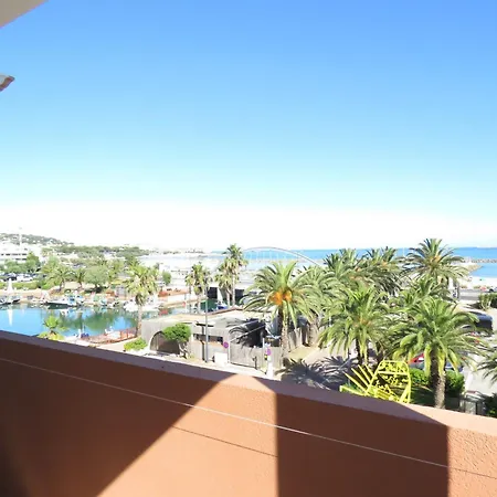 T2 30m² Avec Parking à Sète, Vue Sur - Fr-1-472-134 *